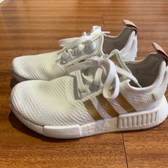 Adidas NMD R1 - Picture 8 of 9